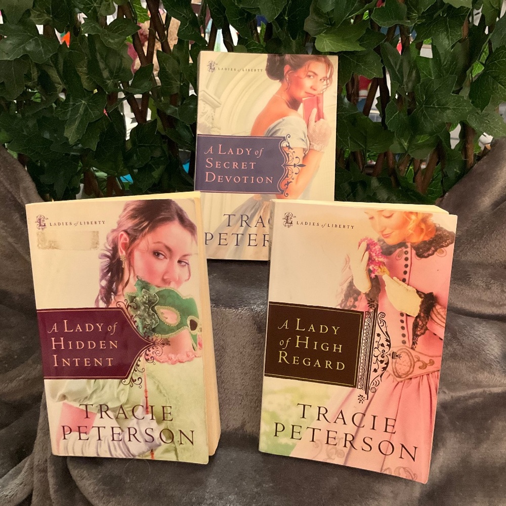 Vintage Ladies of Liberty Book Series by Tracie Peterson